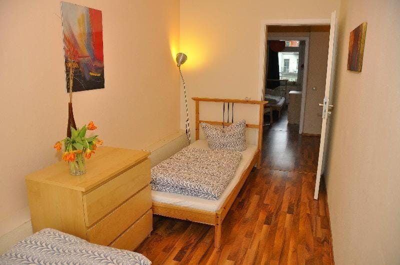 Dresden-Altstadt-Neustadt-3-Raum-Fewo-L11 Apartment in Dresden-Neustadt