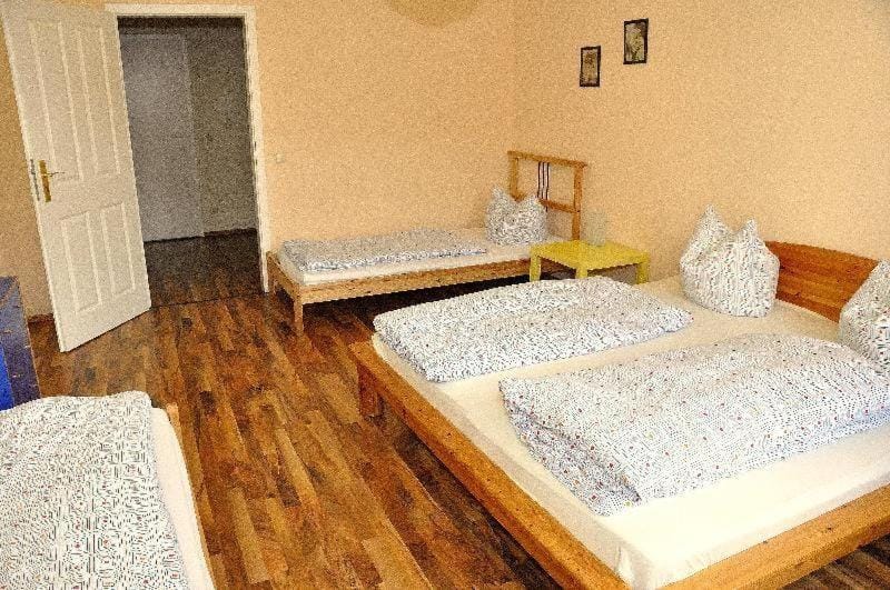 3-Raum-Fewo-Dresden-Altstadt-L7 Apartment in Dresden-Neustadt