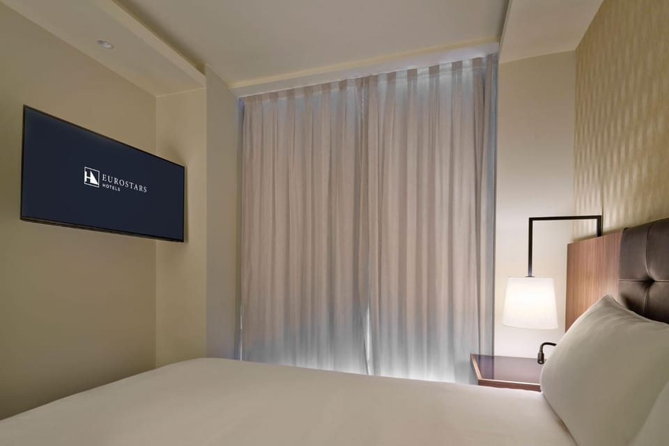 Bed, TV and multimedia