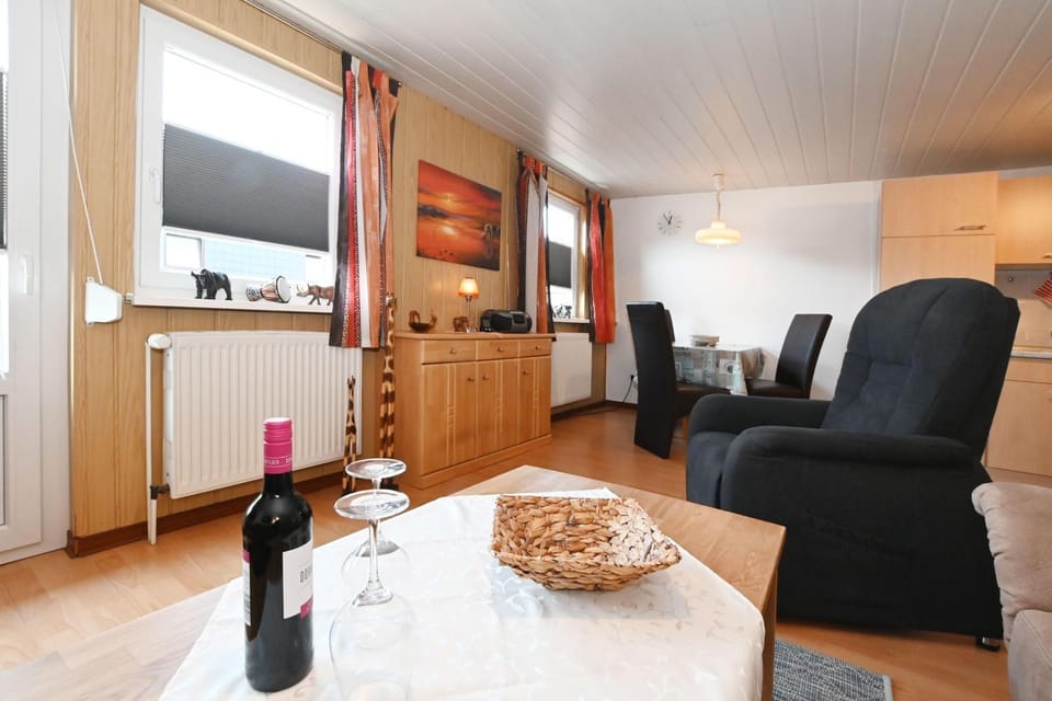 Haus-Karin-Ferienwohnung-1 Apartment in Büsum