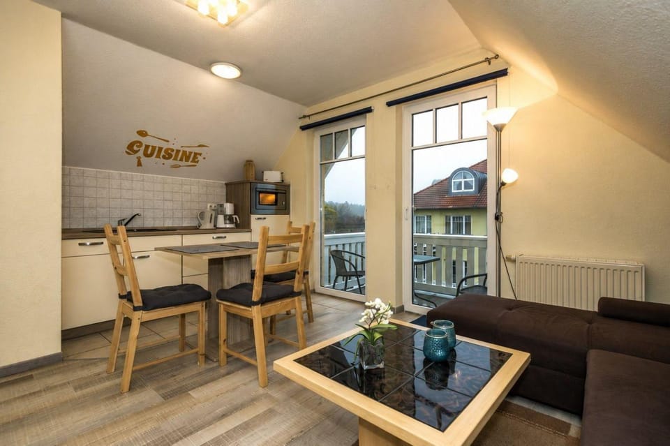 Strandschloesschen-Haus-II-WE-20-9720 Apartment in Kühlungsborn