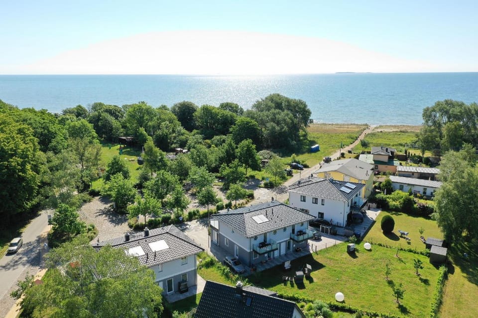 Ruegen-Beach-House-Haus-Palstek House in Mecklenburg-Vorpommern, Germany