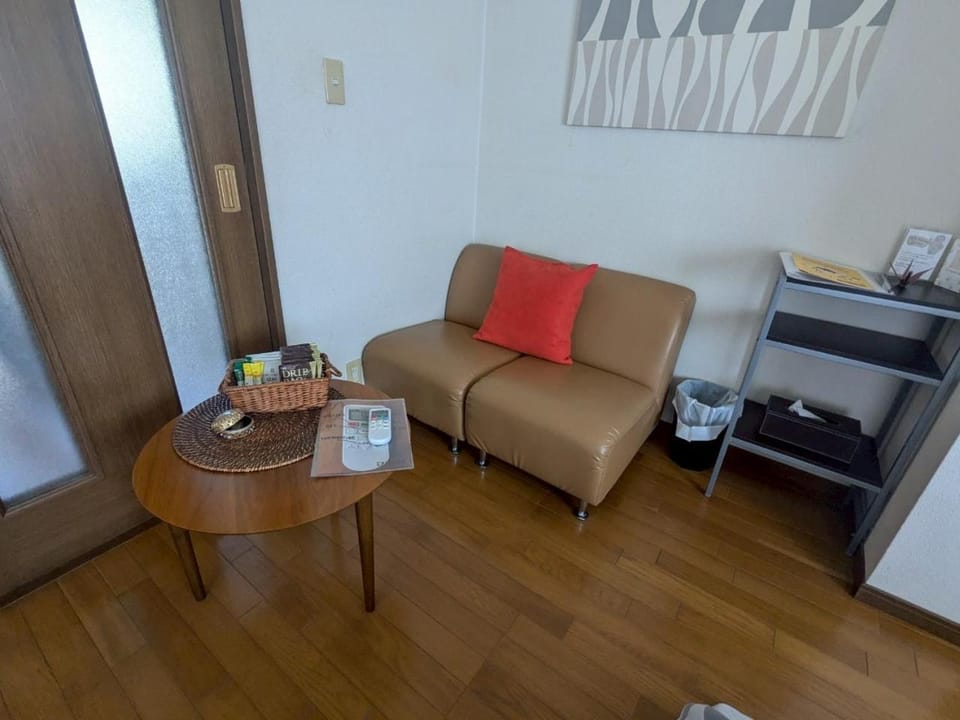 Episode1 Bed and Breakfast in Japan