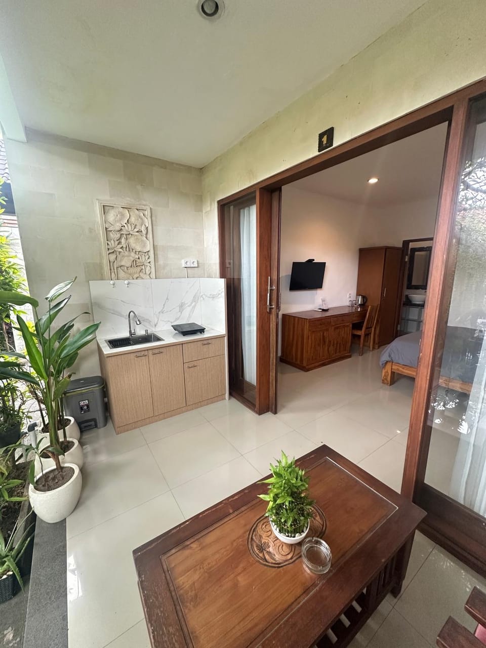 Kitchen or kitchenette, Seating area