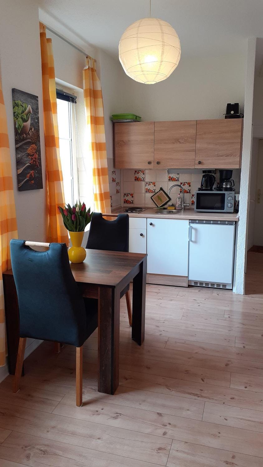 1-Zimmer-Apartment-2-Hochparterre Apartment in Lubeck