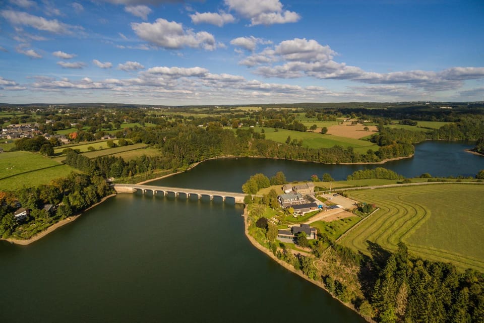 Bird's eye view, River view
