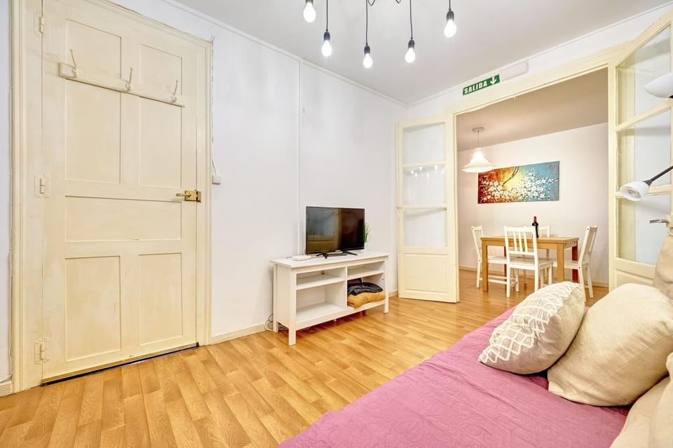 Communal lounge/ TV room, TV and multimedia
