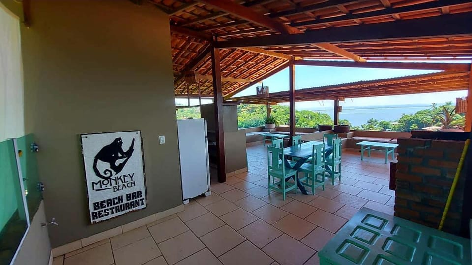 Natural landscape, Balcony/Terrace, Seating area, Dining area