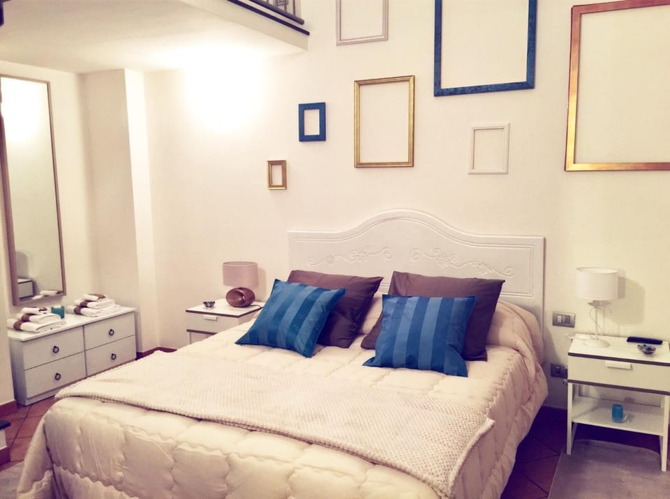 Gallery Bellini Apartment Apartment in Naples