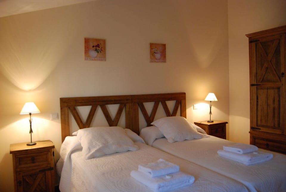 Bathroom, Photo of the whole room, Bedroom