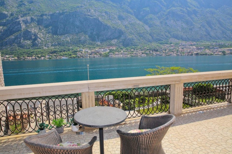 City view, Garden view, Mountain view, Sea view, Street view, Inner courtyard view