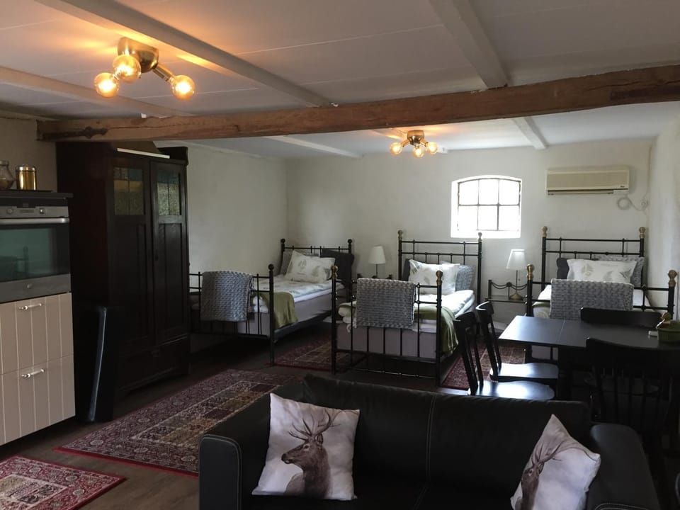 Björkåsa Gård Bed & Box Farm Stay in Skåne County