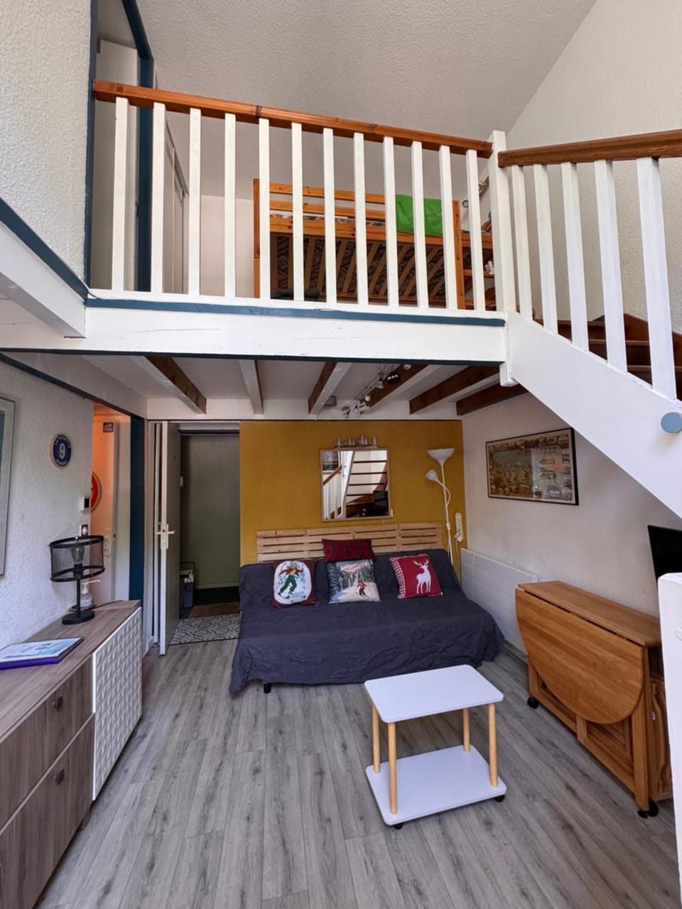 Appartement Helios confort wifi et terrasse Apartment in Aragon