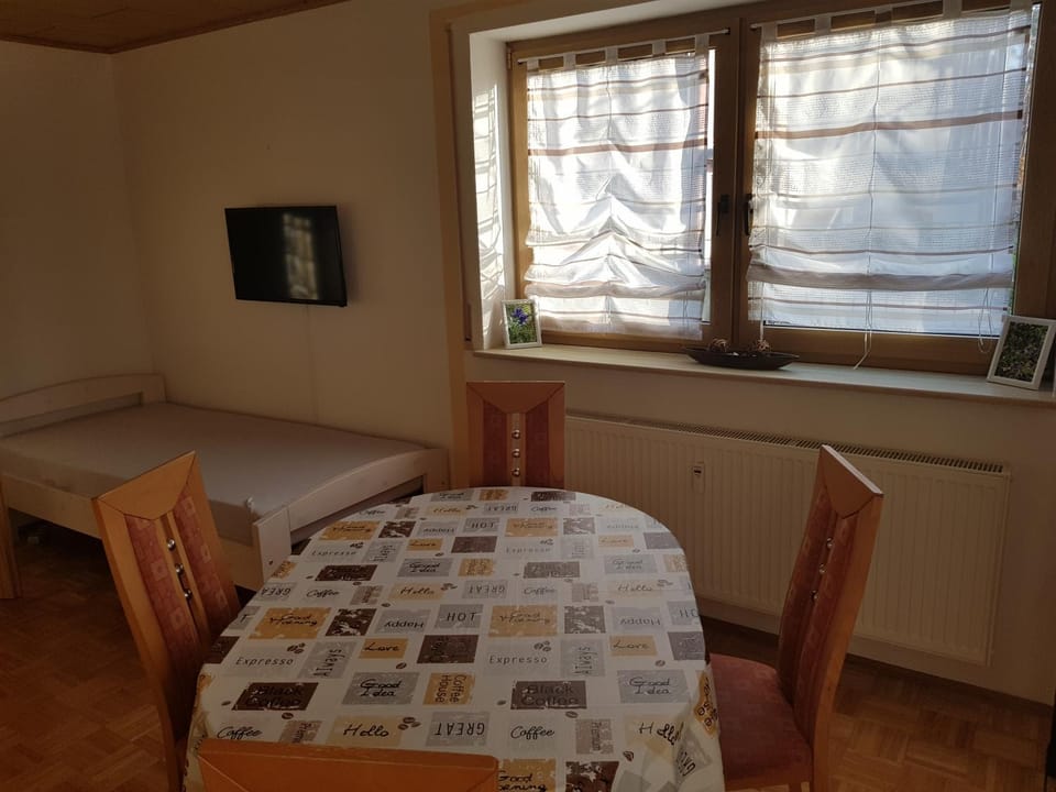 TV and multimedia, Living room, Dining area, Bedroom, Food, Food, Lunch, Lunch, Dinner, Dinner