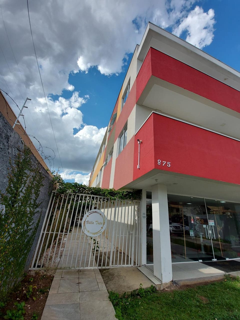 Property building, Facade/entrance