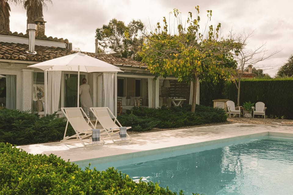 Garden, View (from property/room), View (from property/room), Garden view, Garden view, Mountain view, Mountain view, Pool view, Pool view, Swimming pool, sunbed