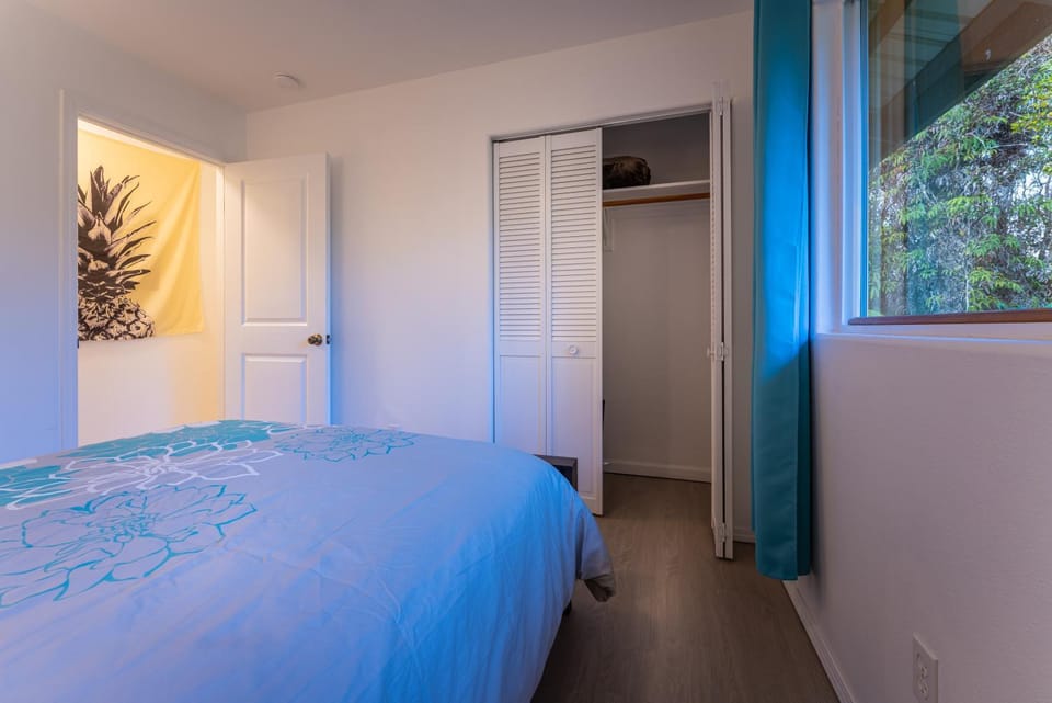 Bed, wardrobe