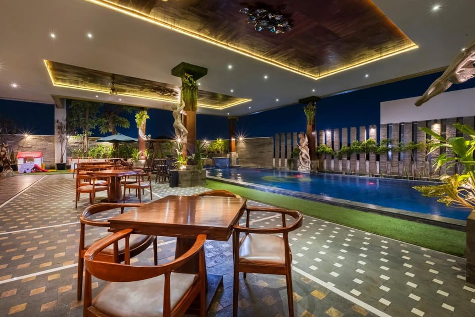 Swimming pool