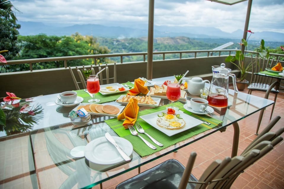 Restaurant/places to eat, Mountain view, River view, Continental breakfast, Asian breakfast, English/Irish breakfast