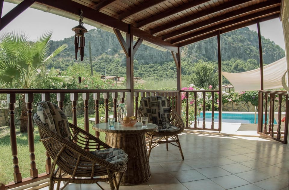 Balcony/Terrace, Garden view, Mountain view, Pool view