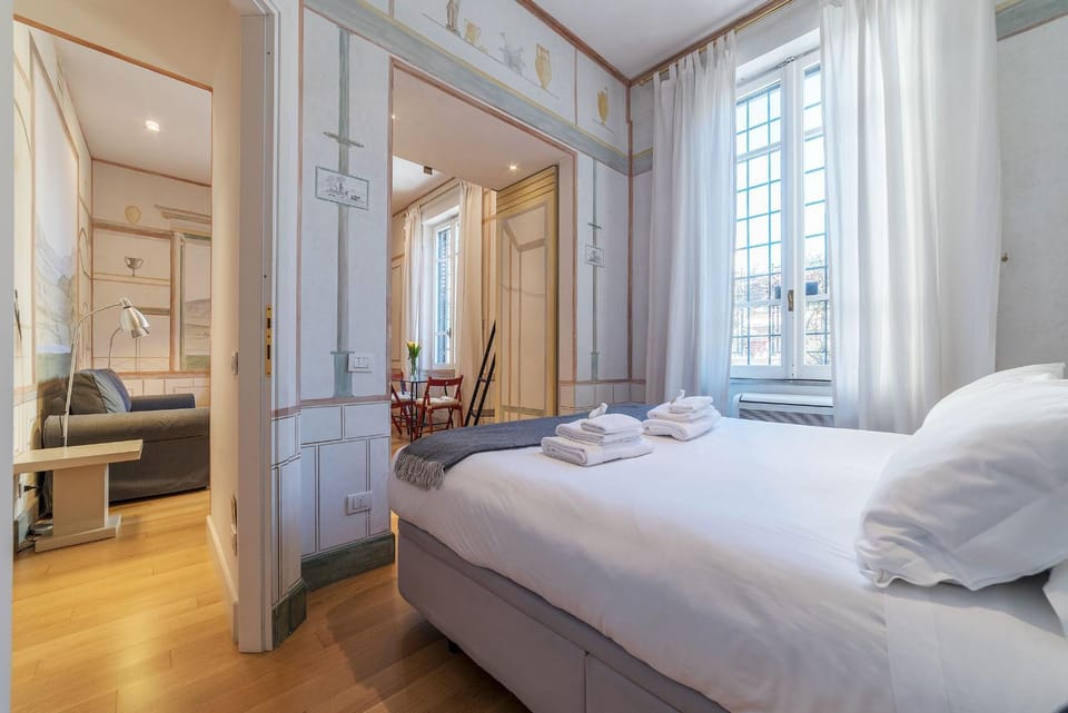 Domus Claudiae - FromHometoRome Apartment in Rome