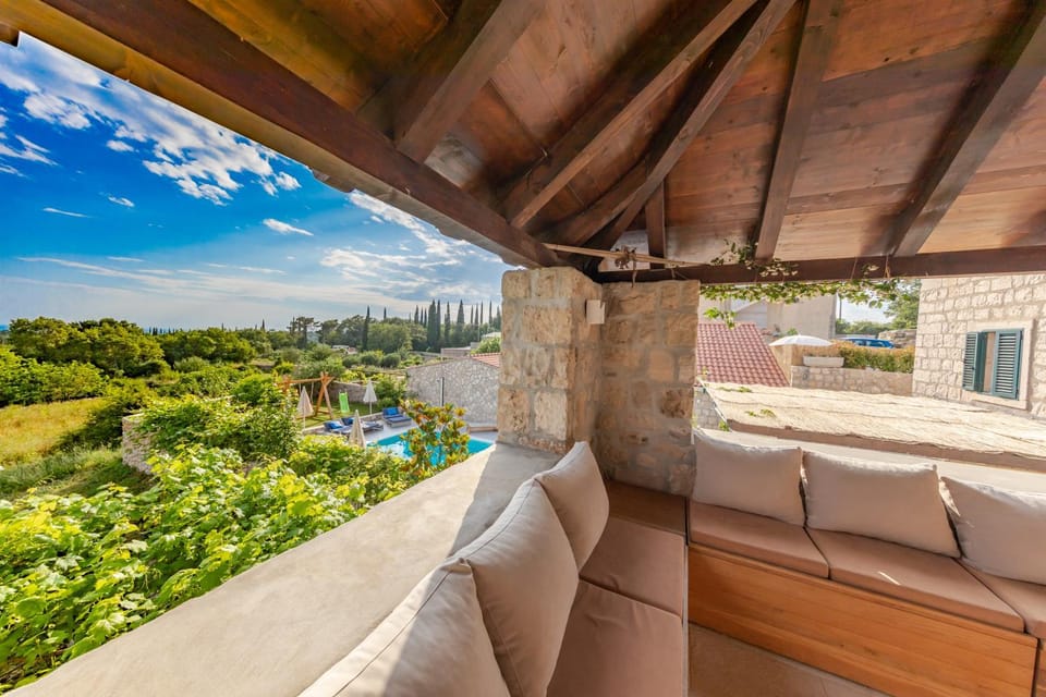 Day, Garden, View (from property/room), Balcony/Terrace, Garden view, Pool view