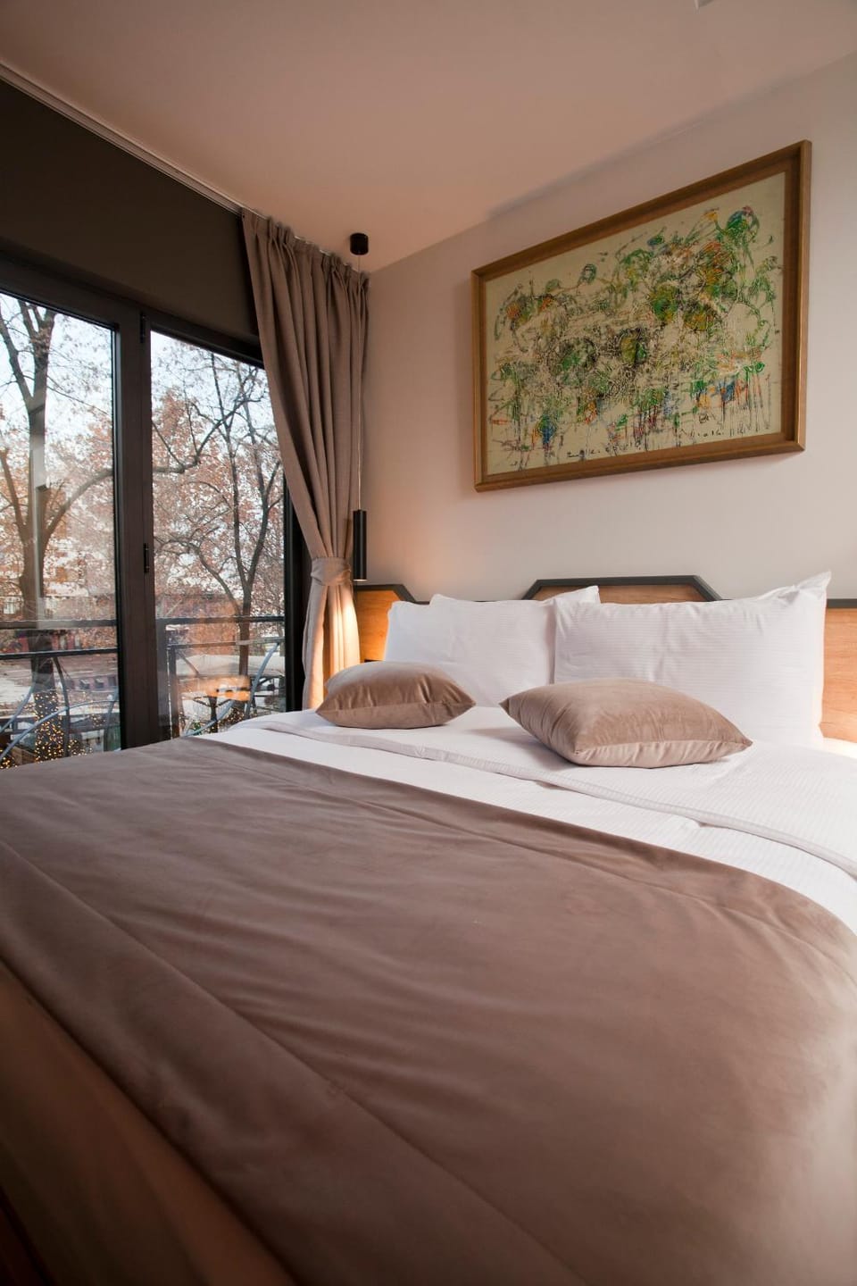 Solun's Riverside Rooms Bed and Breakfast in Skopje