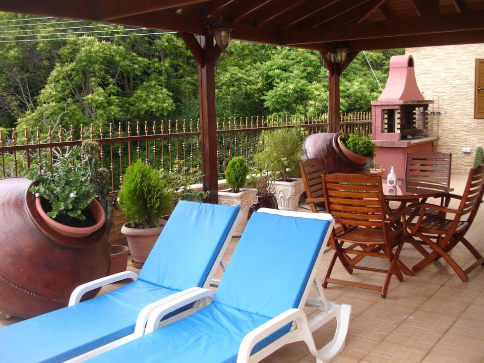 Mountain view, Swimming pool