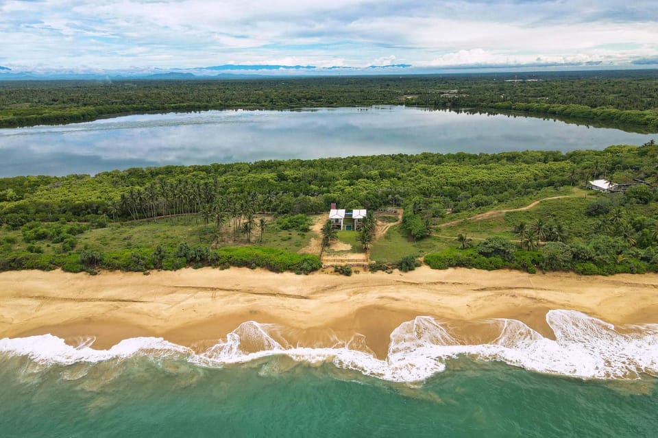 Garden, Garden, Beach, Beach, Lake view