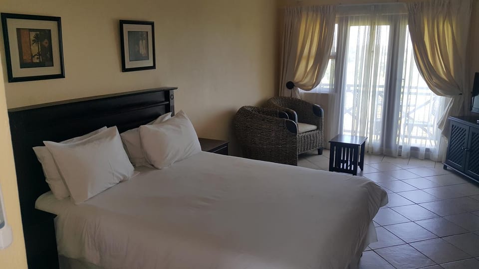 Bed, Photo of the whole room, Decorative detail