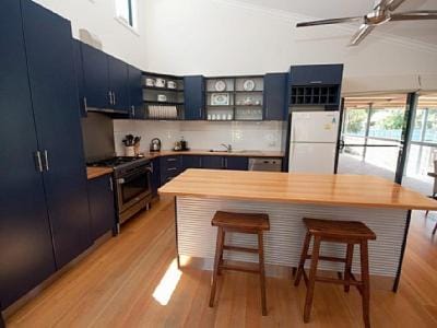 Cambroe - Spacious Family Retreat House in Lakes Entrance