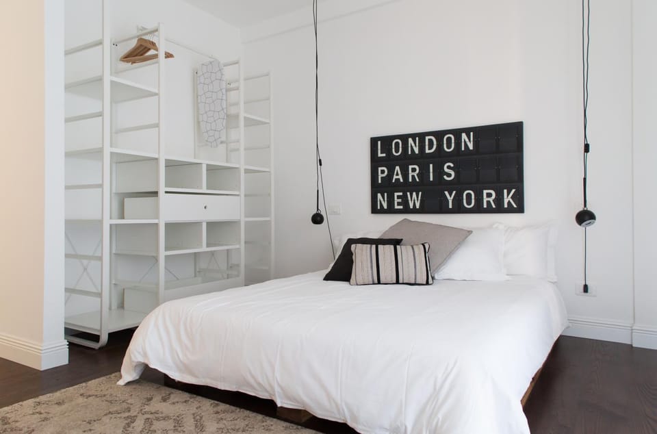 Bedroom, bunk bed