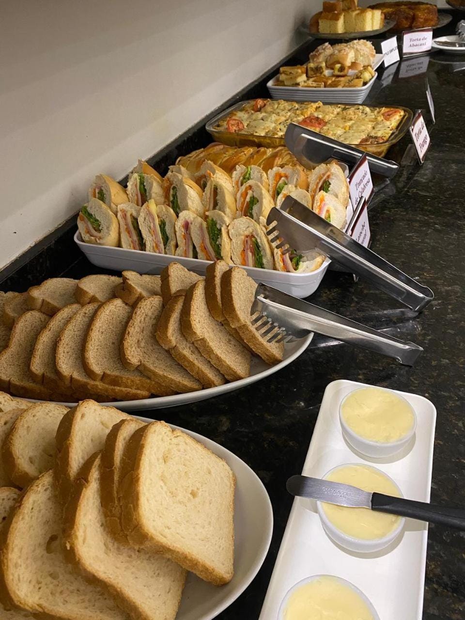 Breakfast, Continental breakfast, Buffet breakfast