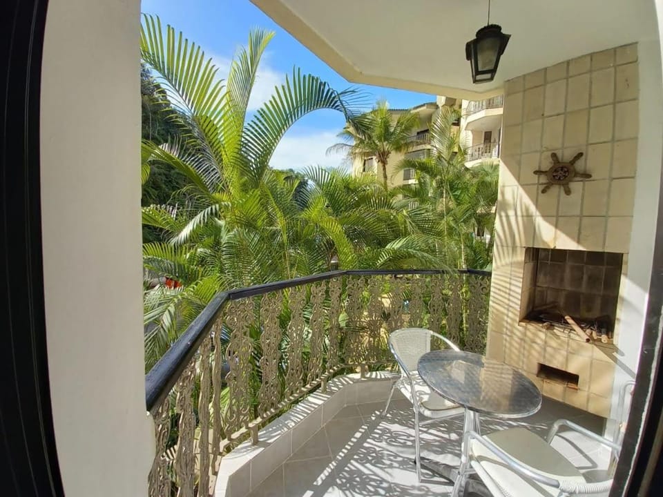 Property building, BBQ facilities, Balcony/Terrace, Balcony/Terrace