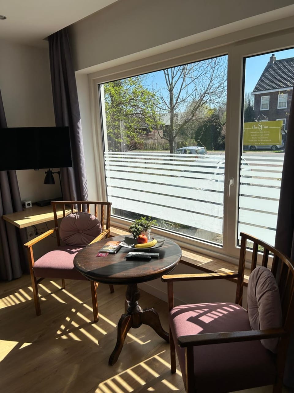 Seating area