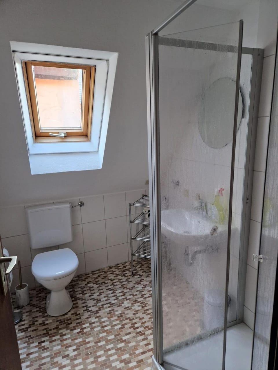Shower, Toilet, Bathroom