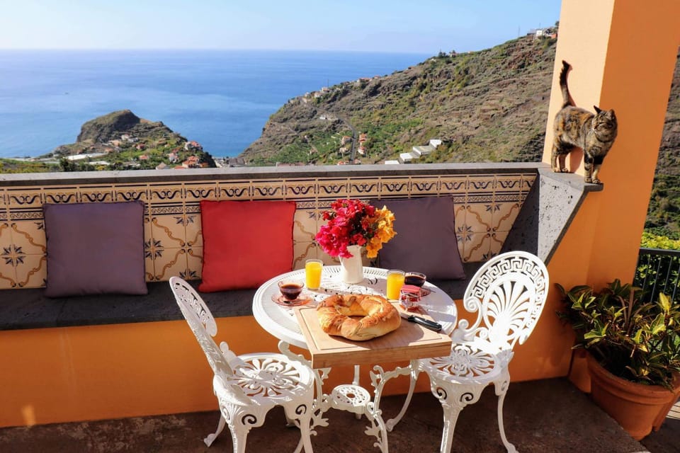 Balcony/Terrace, Pets, Sea view
