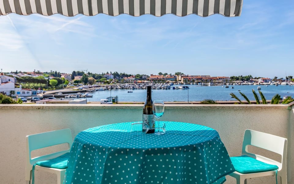 View (from property/room), Balcony/Terrace, Sea view