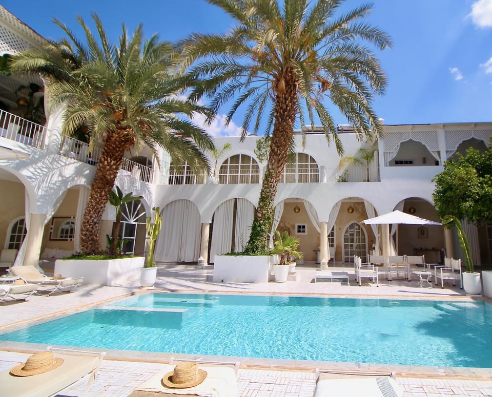 Day, Pool view, Swimming pool, sunbed