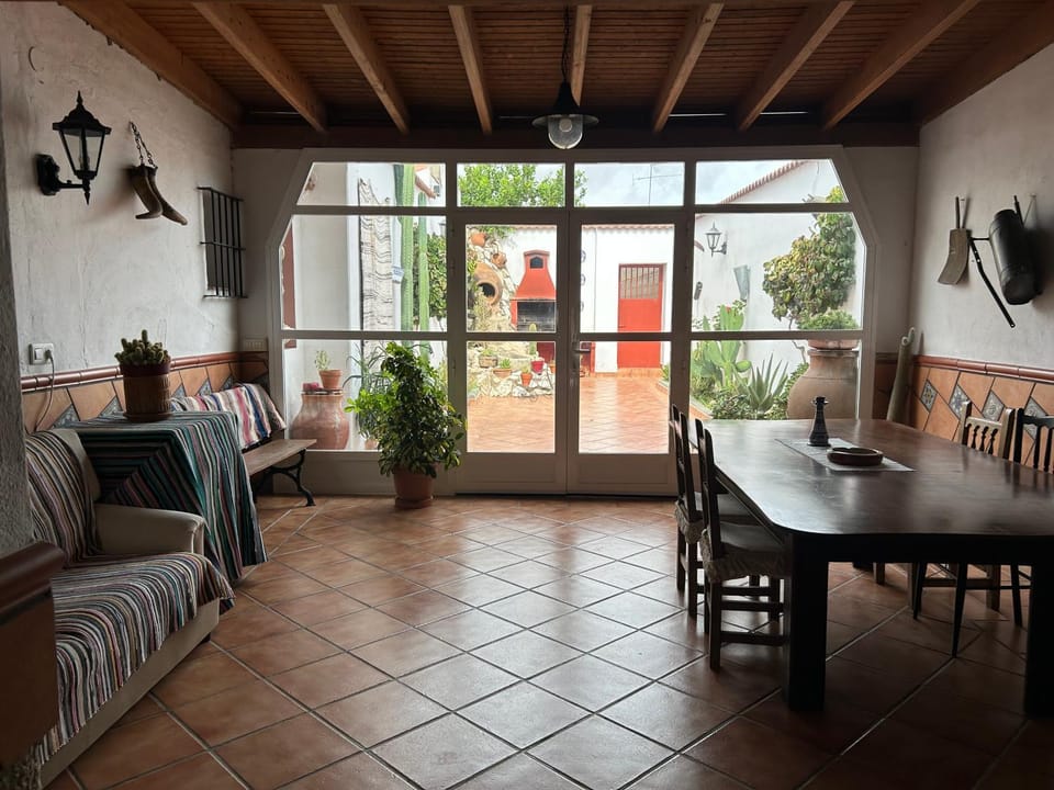 Balcony/Terrace, Inner courtyard view
