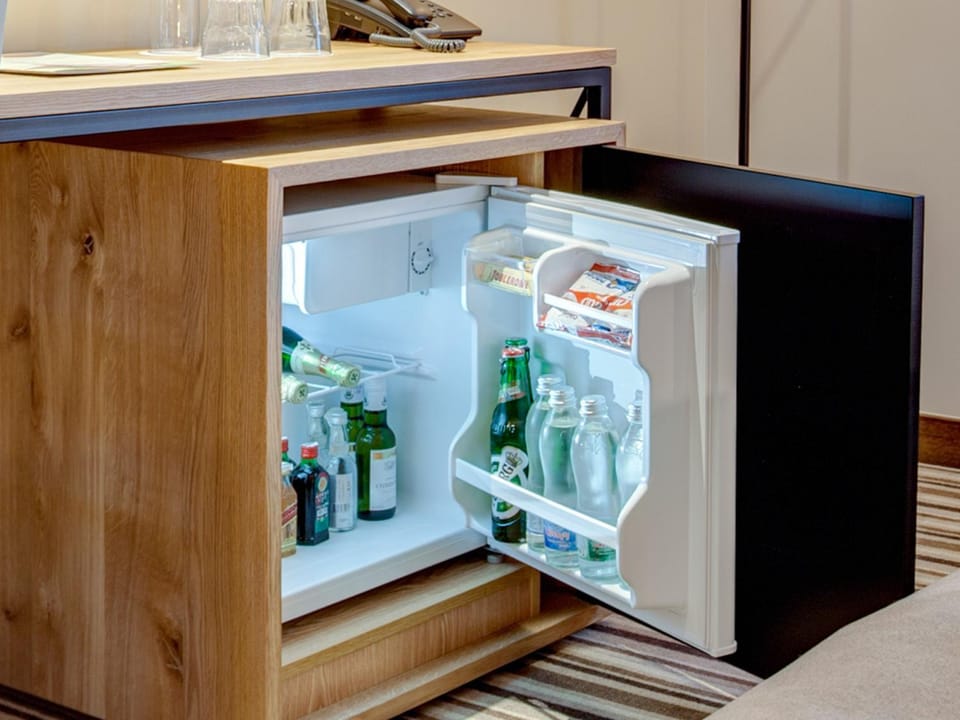 Alcoholic drinks, Non alcoholic drinks