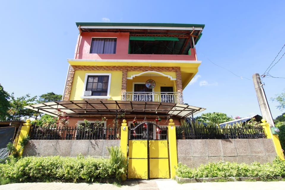 Facade/entrance, On site