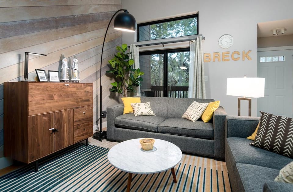 Winterpoint Emerald Townhome: Great Breck Location Apartment in Breckenridge