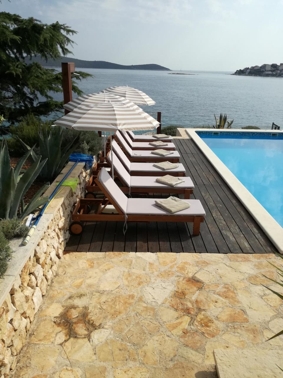 Patio, Day, Pool view, Sea view, Swimming pool, sunbed
