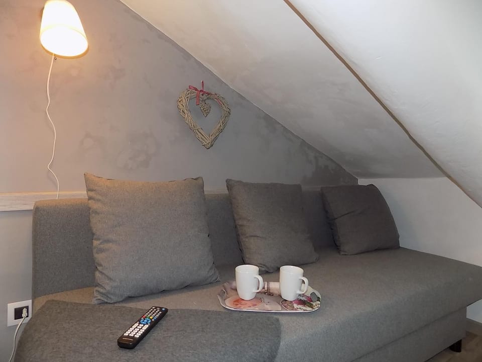 Living room, Bedroom