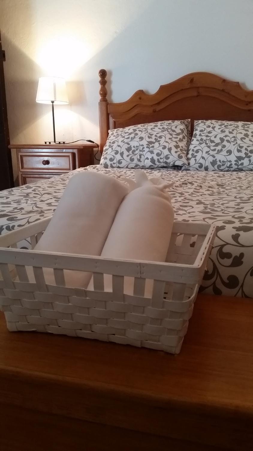 Bed, Photo of the whole room