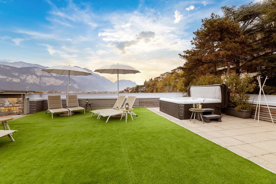Garden view, Mountain view