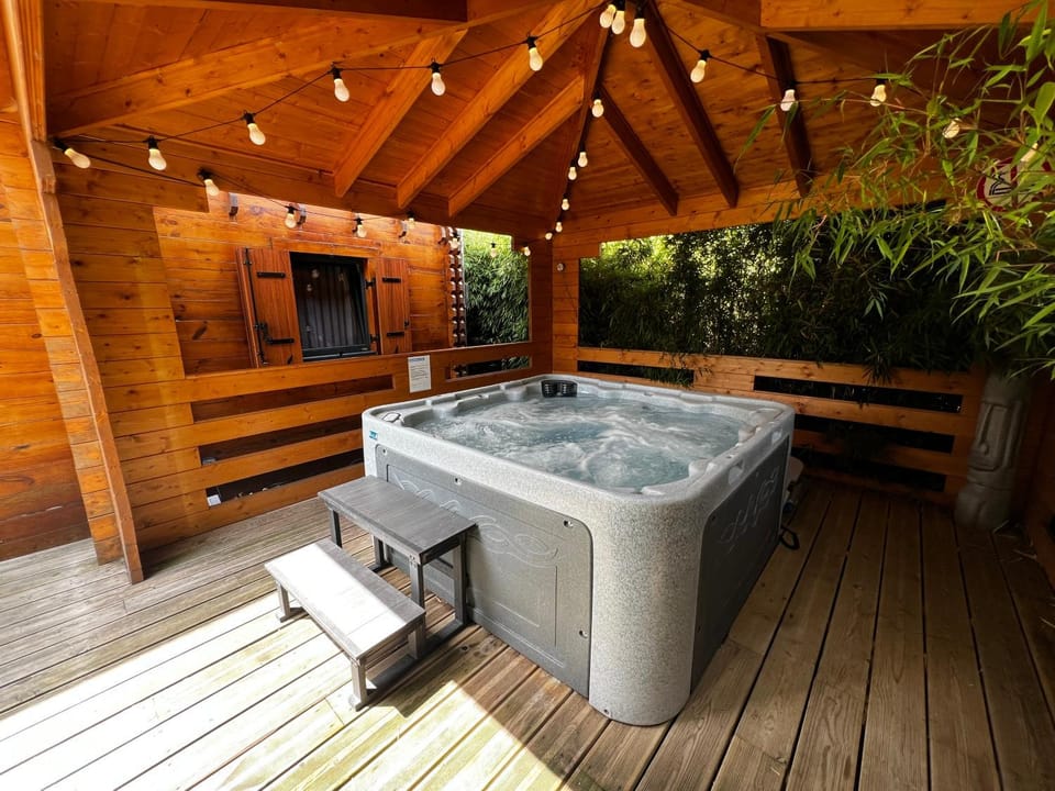 Hot Tub, Spa and wellness centre/facilities, Spa and wellness centre/facilities, Swimming pool