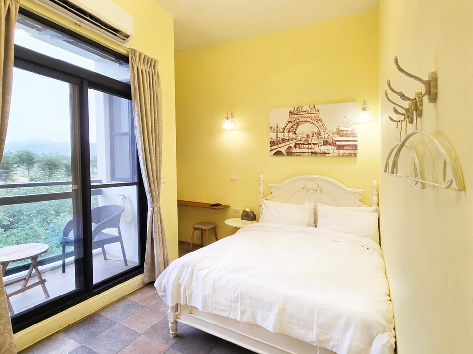 Bed, View (from property/room), Bedroom