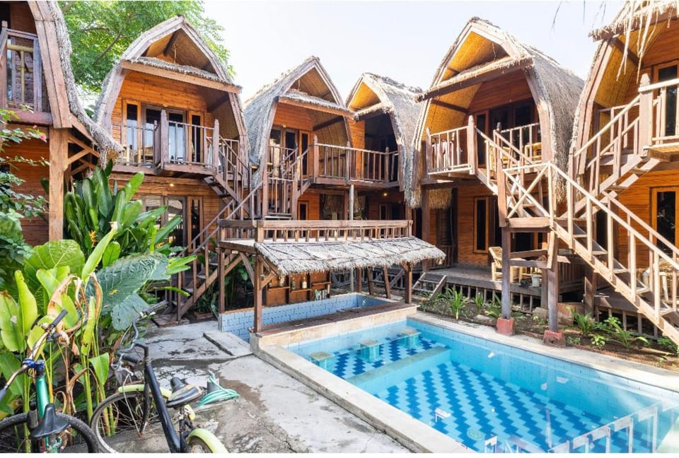 Property building, Swimming pool